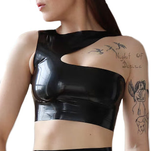 MONNIK | Obsidian Series: Latex Handmade Garters Belt One - Detail view - MONNIK Obsidian Collection