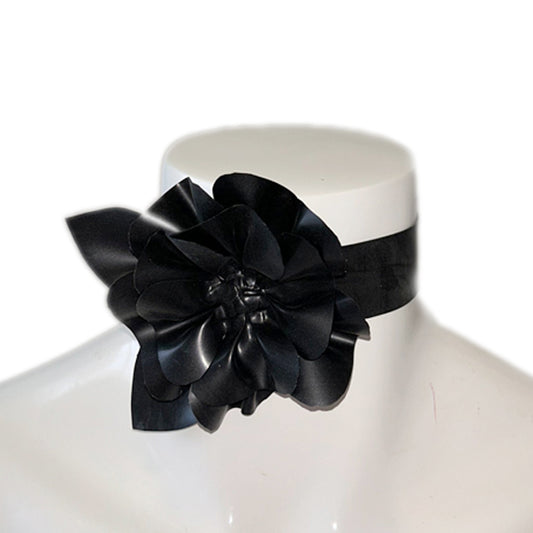 MONNIK | Obsidian Series: Latex Flower Choker With Popper - Detail view - MONNIK Obsidian Collection